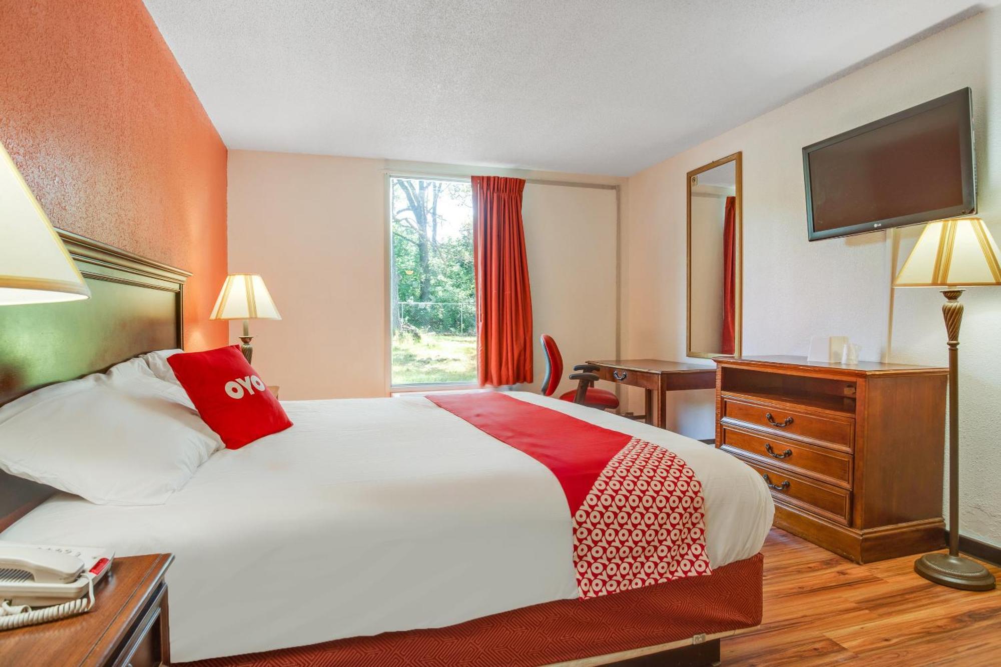 Oyo Hotel Mona Lake Muskegon Dış mekan fotoğraf